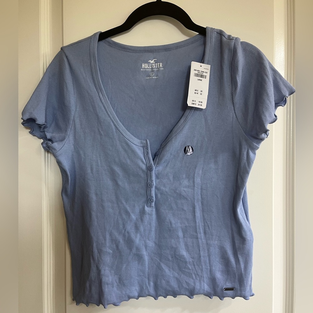 Hollister Ribbed top.